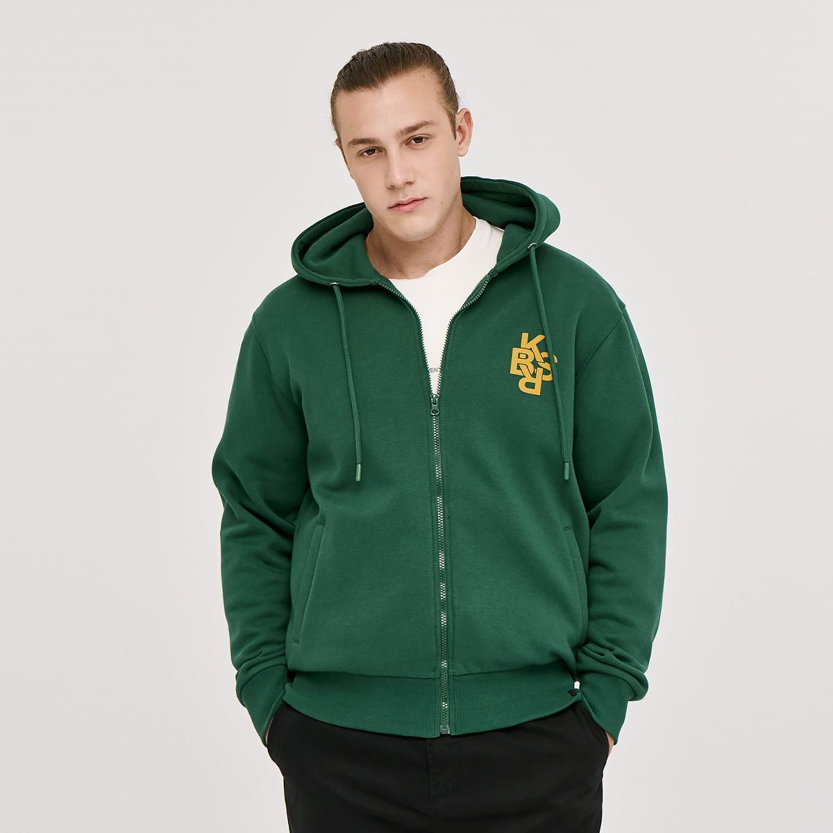 25518-304-851-GREEN_001